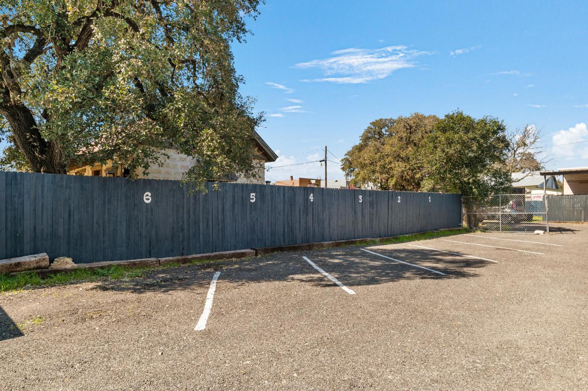 Salt Block - The Cowboy Suite 4 Bandera Exterior photo
