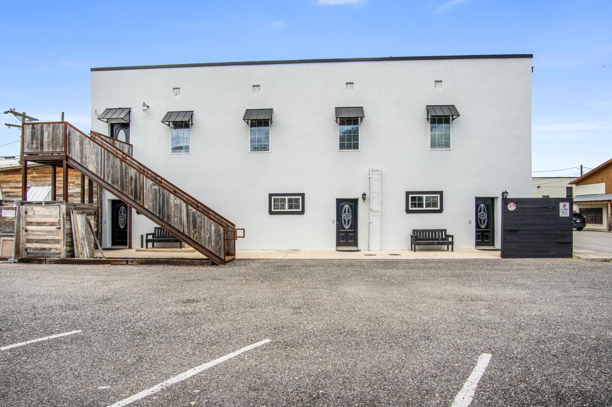Salt Block - The Cowboy Suite 4 Bandera Exterior photo